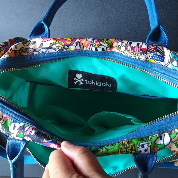 Tokidoki summer splash bowler bag - Picture 10 of 10